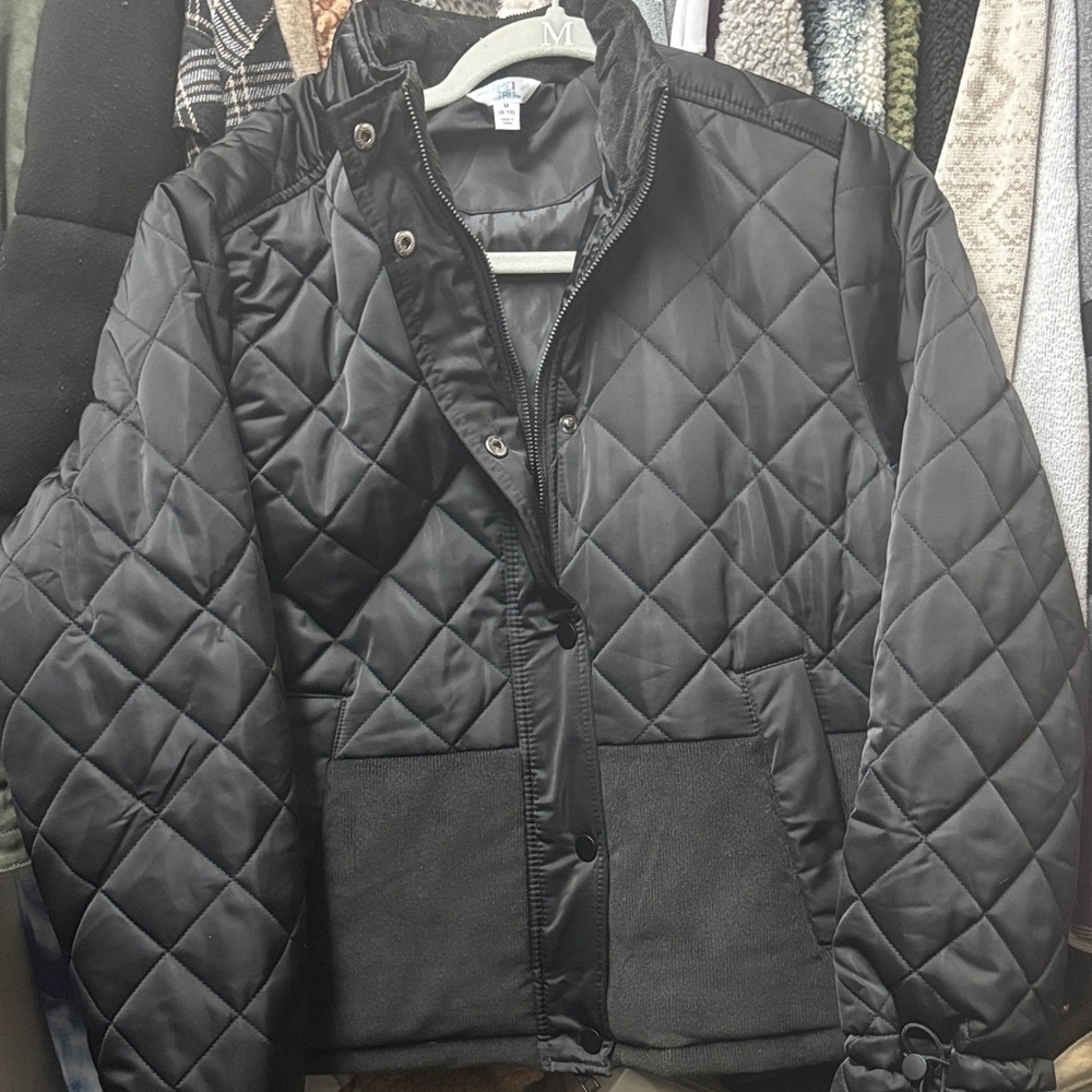 Time and Tru Quilted Black Puffer Jacket